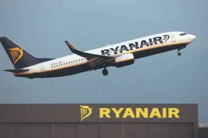 Ryanair axes 800 flights due to Middle East conflict