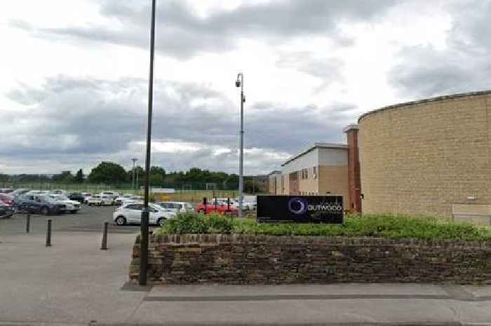 An extra 30 minutes at school has led to teacher strikes. They need a rethink