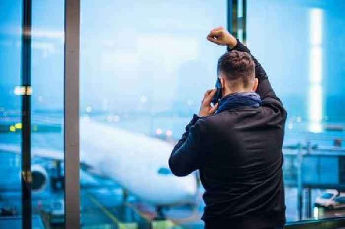 Man shares easy habit he does every time he lands at the airport that 'saves him'