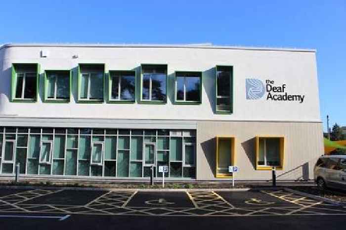 Exmouth’s Deaf Academy praised for outstanding student care