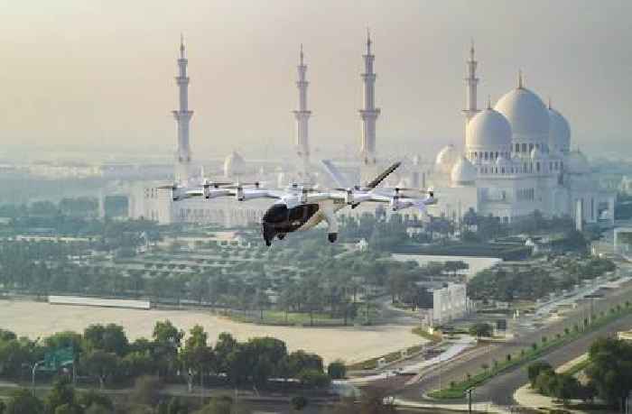 Archer Midnight VTOL Flies in Abu Dhabi for the First Time, Rollout Moving Closer