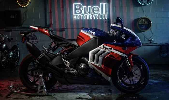 Buell Hammerhead 1190 Wraps Itself in the American Flag for the Nation's 249th B-Day
