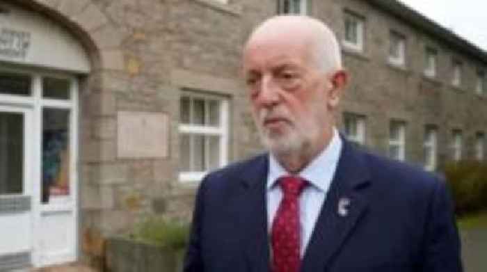 Minister warns department at 'breaking point'