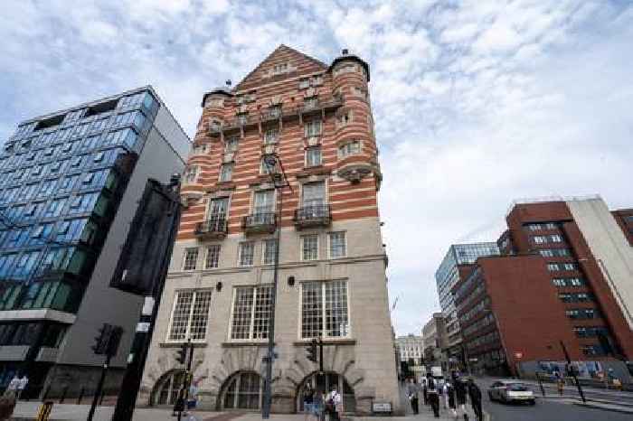 Bill Shankly’s grandson opens Liverpool hotel in Titanic landmark