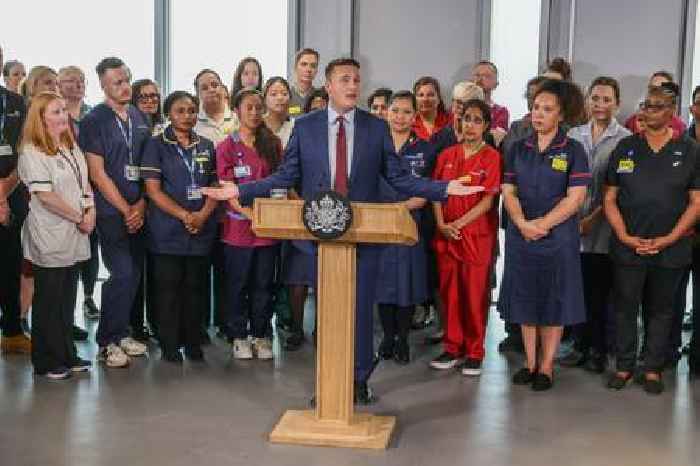Wes Streeting accused of issuing ‘misleading’ plan on NHS staffing 