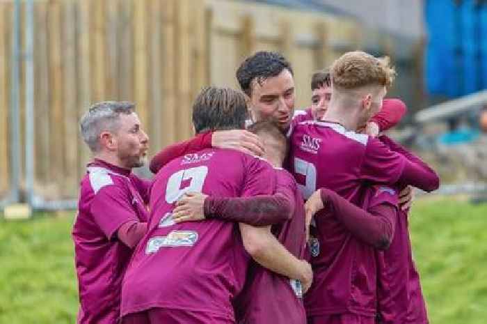 Shotts' pre-season derby win lets boss run the rule over trialists