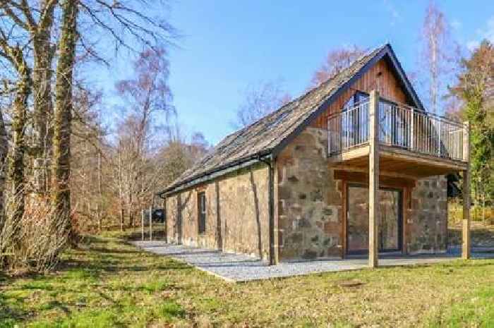 The Scottish lochside former boat house you can stay in for summer holiday