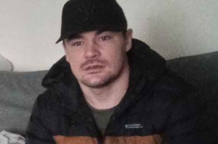 Murder jury told evidence is 'so weak' accused man has 'has no case to answer'