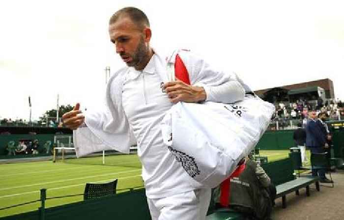 Dan Evans annoyed by Novak Djokovic's changing room act before Wimbledon clash