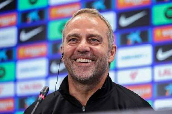 Chelsea given £86m Barcelona transfer 'green light' as Hansi Flick makes Frenkie de Jong call