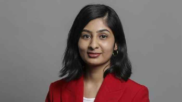 MP ousted from Labour announces she is starting new political party with Jeremy Corbyn