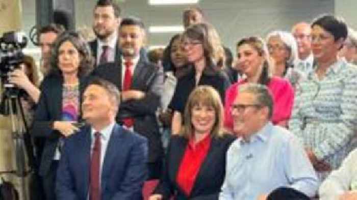 I had a tough day, says Rachel Reeves after Commons tears