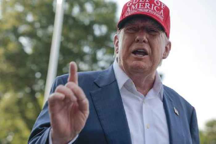 News24 | Tense meetings as rebel Republicans delay tax bill under pressure from Trump