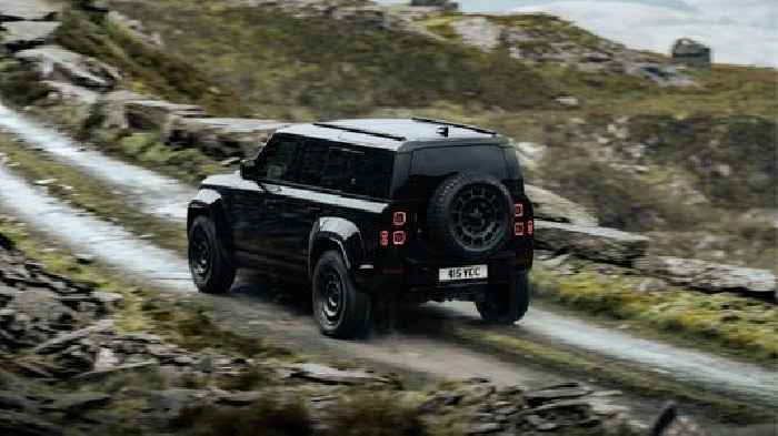 Land Rover Defender OCTA Black Is More Than Self-Explanatory, Not a Forbidden Fruit in US 