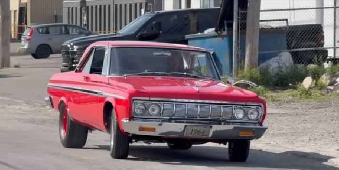 Man Builds 1964 Plymouth Fury To Honor His Dad, Stuffs Max Wedge Under the Hood