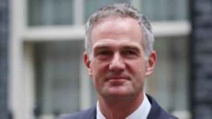Minister tells Turing AI institute to focus on defence