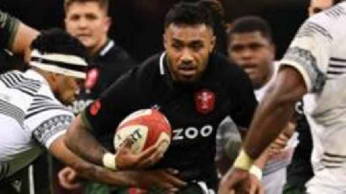 Ex-Wales centre Halaholo set for Tonga debut
