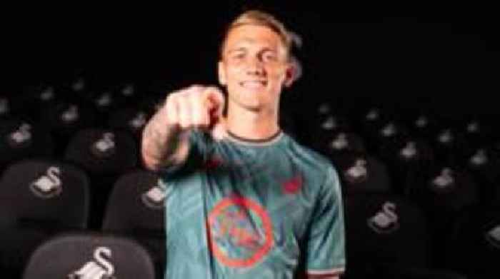 Swansea sign Northern Ireland midfielder Galbraith