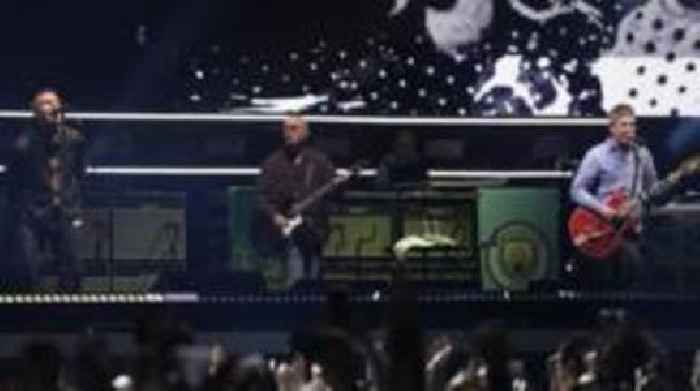 Watch: Moment Oasis take to the stage for first gig in 16 years