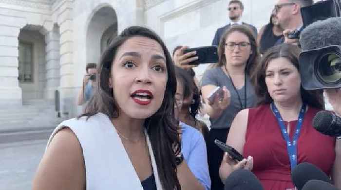 ‘People Are Disappearing’: AOC Warns No One Is ‘Prepared For’ ICE ‘Explosion’