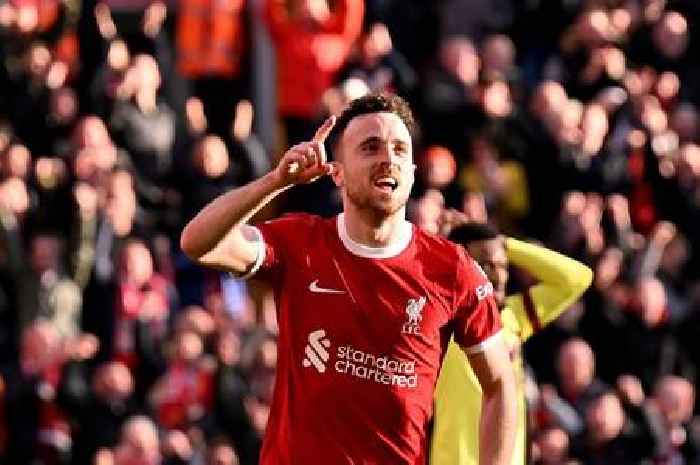 Life of a young Diogo Jota and his brother – from caged football to primary school