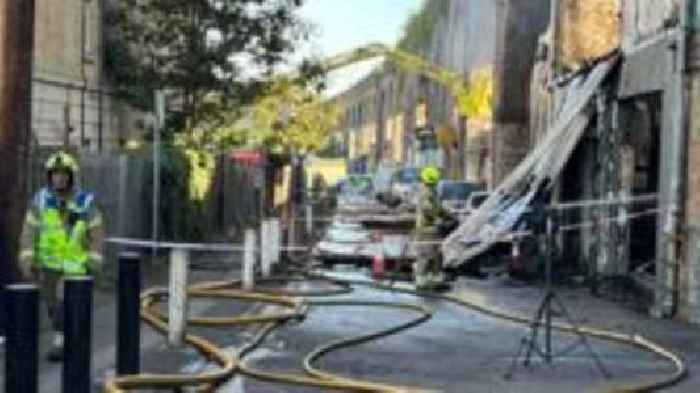 Railway arches fire closes part of Piccadilly line