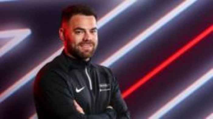 Spurs name ex-Man Utd assistant Ho as manager