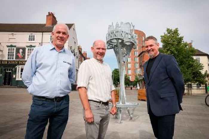 Striking new sculpture unveiled to celebrate Canning Circus's fascinating history