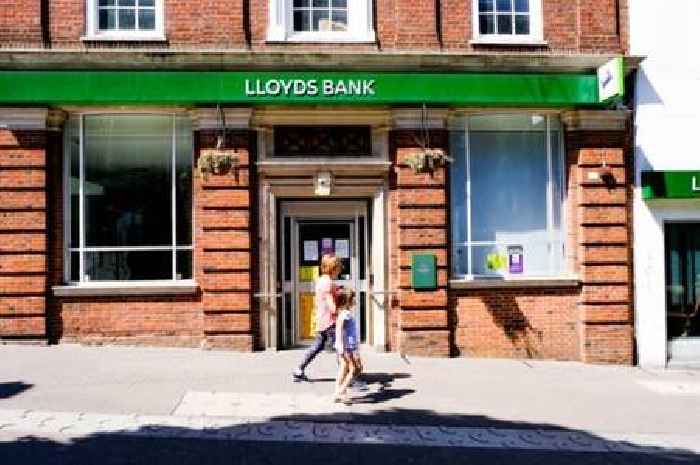Lloyds Bank issues warning to millions of customers who are parents