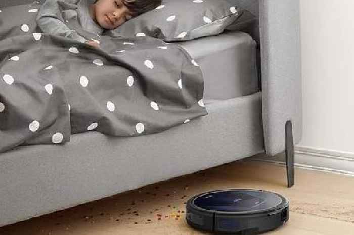 'Magic' robot vacuum cleaner drops below £100 in early Prime Day deal