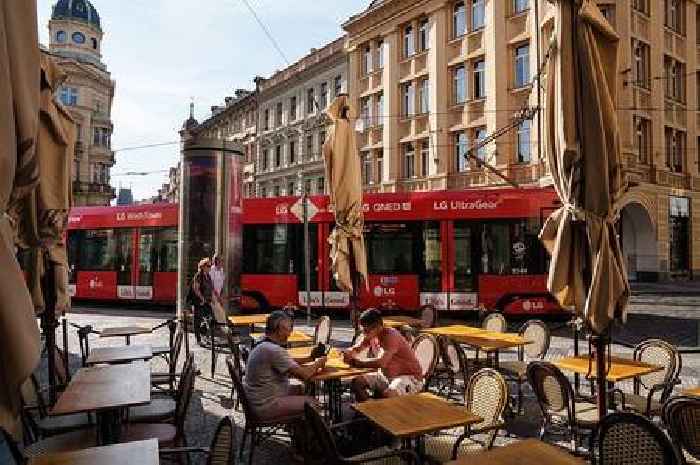 Prague hit with power outage leaving people 'trapped in elevators'