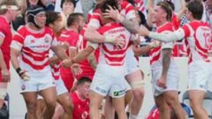 Japan score late try to extend Wales' winless run