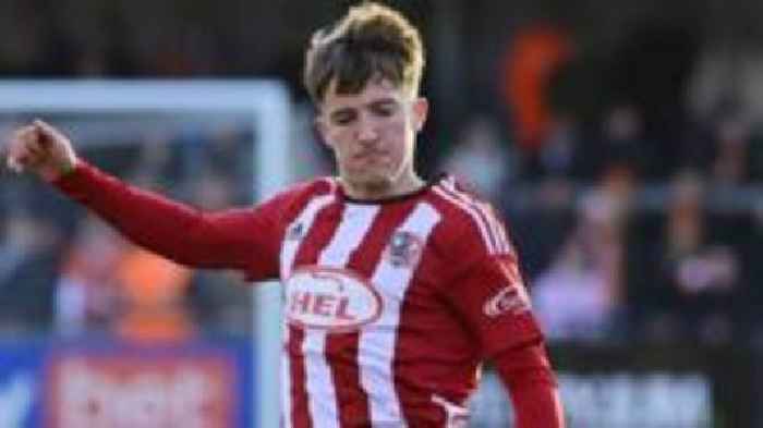Luton sign teenage midfielder Richards from Exeter