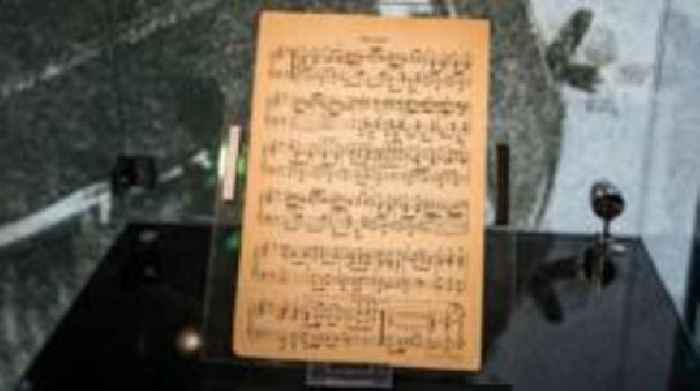 Wallace Hartley item on show at Titanic exhibition