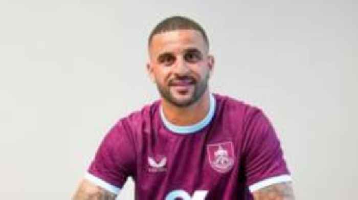 Burnley sign Walker from Man City in £5m deal