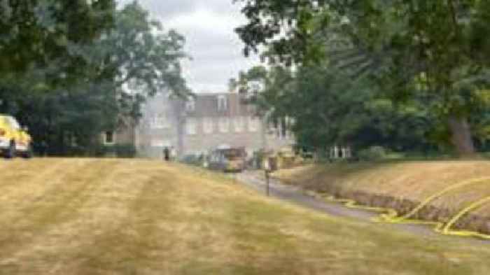 Crews tackle fire at large Edwardian building
