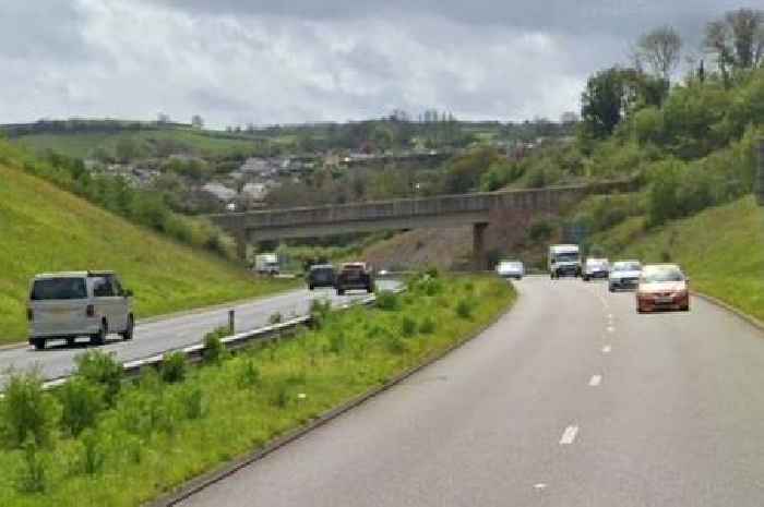 LIVE: South Devon Highway partially blocked after vehicle fire