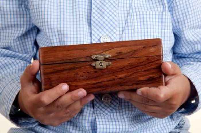 Man digs up time capsule from 2000 and discovers chilling question about the future