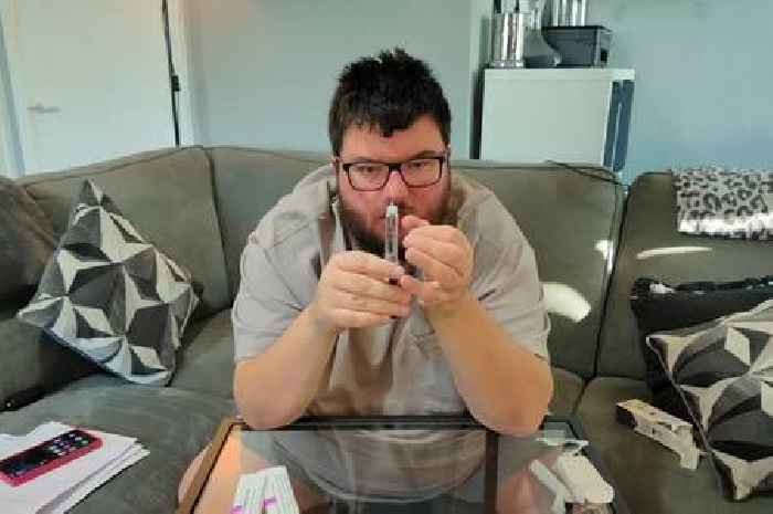 Scots man 'spent £400 a month on takeaways' before starting Mounjaro