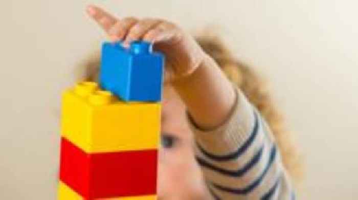 Nursery teachers to get £4,500 to work in disadvantaged areas