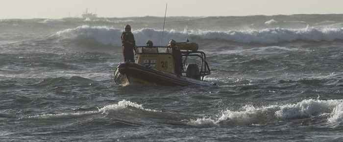 News24 | KZN fisherman missing following shark sightings near school of sardines where he was fishing