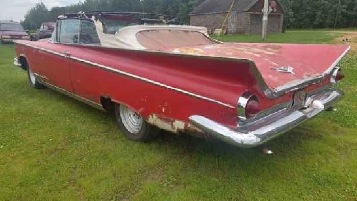 1959 Buick Electra 225 Convertible Returns After 30 Years in Hiding, Selling As Project