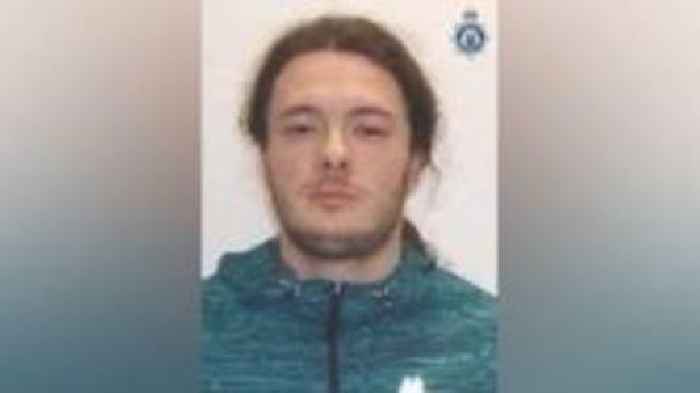 Violent burglar absconds from open jail