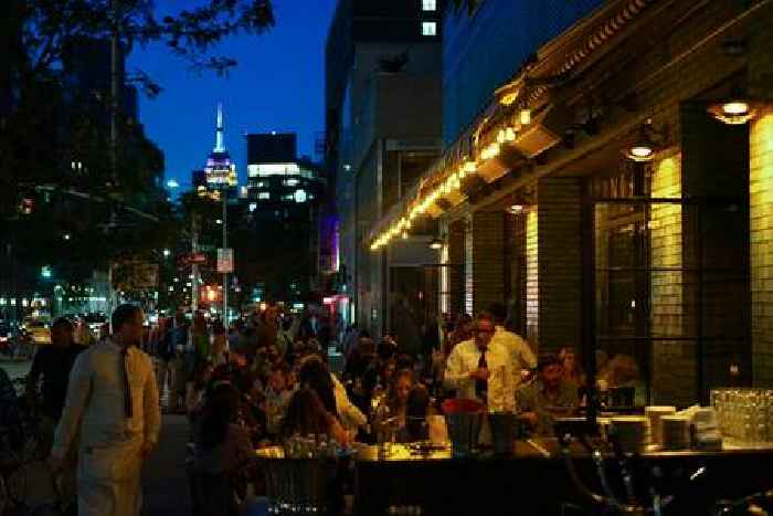 Early Addition: Where do all the hot people in NYC dine?