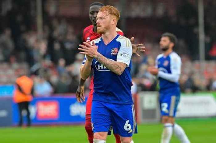 Ryan Woods joins Oldham Athletic after leaving Exeter City