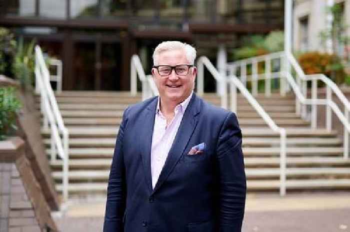 Greater Essex should be split into three, county council says