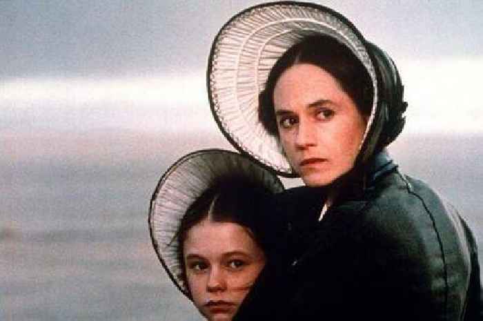 'Flawless' period romance on BBC iPlayer now as fans say ending 'impossible to forget'
