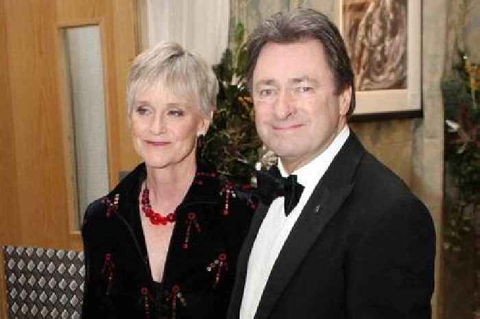 Alan Titchmarsh 'heartbroken' after returning home from trip with wife