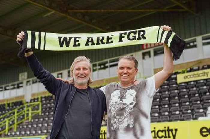 Manager who Robbie Savage sacked at Macclesfield doesn't hold back about Forest Green move