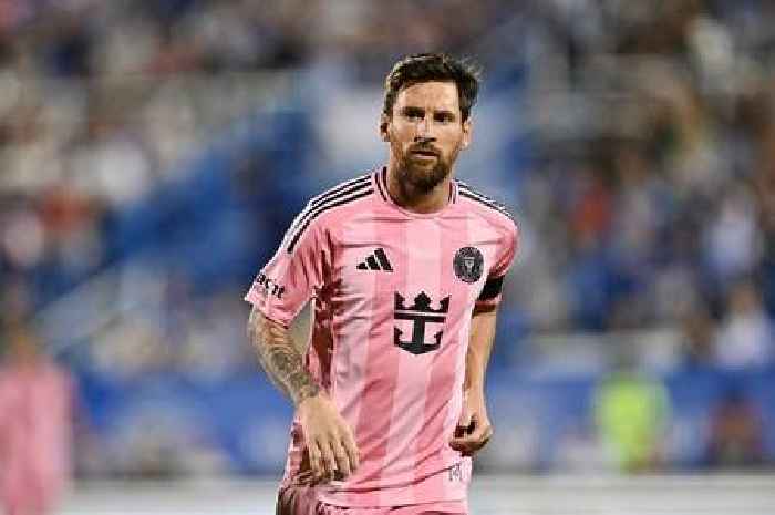 Lionel Messi can get huge Cristiano Ronaldo transfer reunion as talks underway